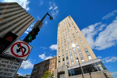 600 W Wisconsin Ave #101A, Milwaukee, WI 53203 - Photo 9