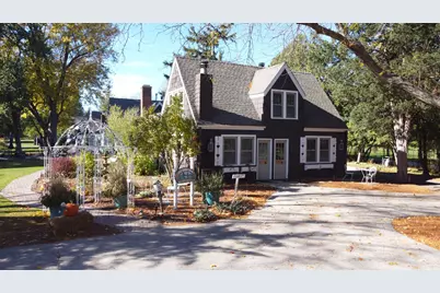 N2025  Oak Bluff Rd, Fontana, WI 53125 - Photo 7