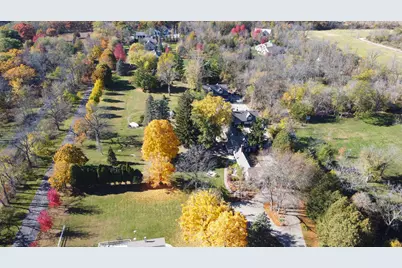 N2025  Oak Bluff Rd, Fontana, WI 53125 - Photo 5