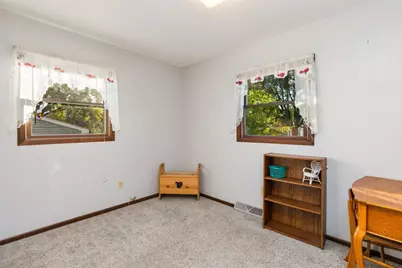 1020  Lake St, Onalaska, WI 54650 - Photo 17