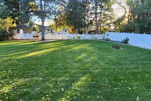 W277 Madison Ave, Ixonia, WI 53066 - Photo 5