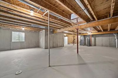 807  Bridlewood Dr #11, Hartford, WI 53027 - Photo 23