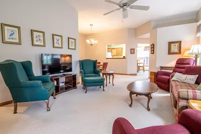 1224  Steeplechase Dr, Watertown, WI 53094 - Photo 5