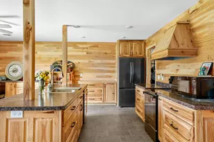 W10864 Santas Loop Rd, Wonewoc, WI 53968 - Photo 11