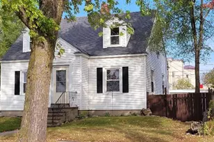 1028 9th Ave, Menominee, MI 49858 - Photo 35