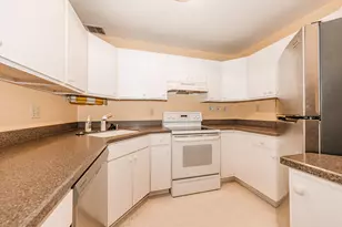 11917 W Appleton Ave, Milwaukee, WI 53224 - Photo 7