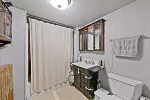 1929 S 72nd St, West Allis, WI 53219 - Photo 13