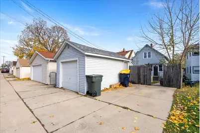 1929 S 72nd St, West Allis, WI 53219 - Photo 21