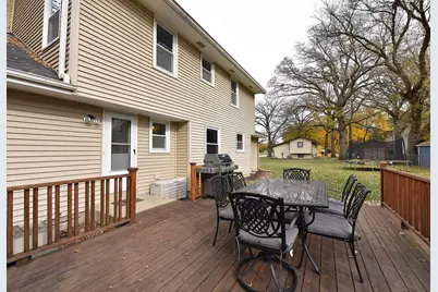 1005  Burr Oak Blvd, Waukesha, WI 53189 - Photo 35