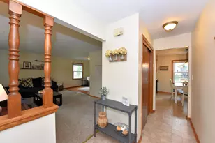 1005 Burr Oak Blvd, Waukesha, WI 53189 - Photo 3