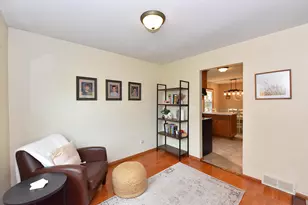 1005 Burr Oak Blvd, Waukesha, WI 53189 - Photo 9