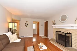 1005 Burr Oak Blvd, Waukesha, WI 53189 - Photo 19