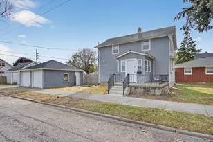 3015 19th St, Racine, WI 53403 - Photo 1