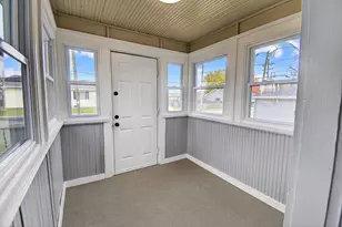 3015 19th St, Racine, WI 53403 - Photo 9