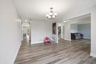 4260 Carneros Way, Jackson, WI 53037 - Photo 15