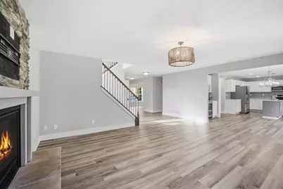 4260  Carneros Way, Jackson, WI 53037 - Photo 5