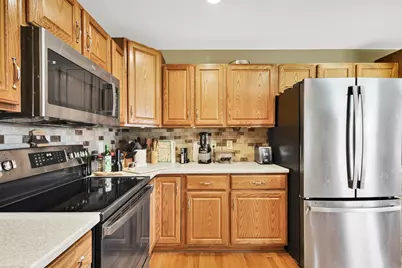 329  Northview Trl, Hartford, WI 53027 - Photo 9