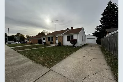 2614  Drexel Ave, Racine, WI 53403 - Photo 3