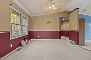 W3523 Oakwood Dr, Geneva, WI 53147 - Photo 9