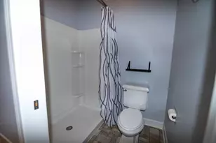 1619 N Farwell Ave, Milwaukee, WI 53202 - Photo 17