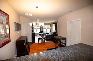 1619 N Farwell Ave, Milwaukee, WI 53202 - Photo 7