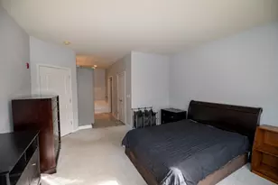 1619 N Farwell Ave, Milwaukee, WI 53202 - Photo 15