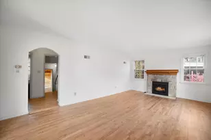 208 Maple Terrace, Oconomowoc, WI 53066 - Photo 7