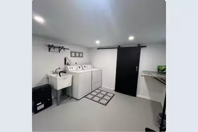 3171 S 9th St, Milwaukee, WI 53215 - Photo 9