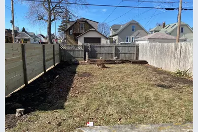 3171 S 9th St, Milwaukee, WI 53215 - Photo 11