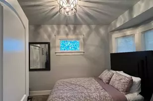 3171 S 9th St, Milwaukee, WI 53215 - Photo 7