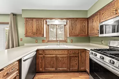 1729  Stardust Dr #B, Waukesha, WI 53186 - Photo 13