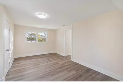 10121 W Bungalow Pkwy, West Allis, WI 53214 - Photo 29