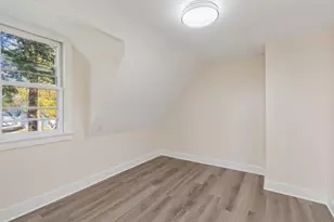 10121 W Bungalow Pkwy, West Allis, WI 53214 - Photo 23