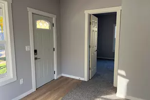 318 Monroe St, Fort Atkinson, WI 53538 - Photo 5