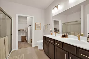 W204N17637 Laurel Pl, Jackson, WI 53037 - Photo 21