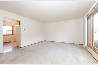 23123  Rasmusson Dr, Racine, WI 53150 - Photo 9