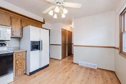 23123  Rasmusson Dr, Racine, WI 53150 - Photo 7