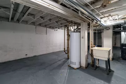 2661 N 44th St, Milwaukee, WI 53210 - Photo 39