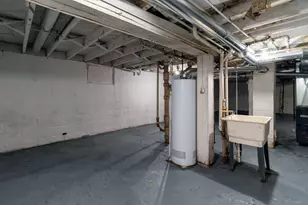 2661 N 44th St, Milwaukee, WI 53210 - Photo 39