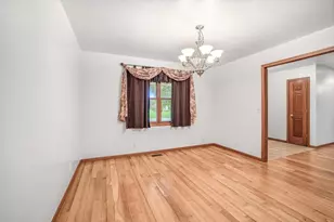 3467 Country View Dr, Delavan, WI 53115 - Photo 15