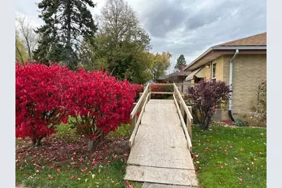 7650 N Delta Pl, Milwaukee, WI 53223 - Photo 5