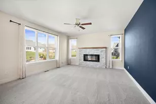 155 Mullberry Ln, Grafton, WI 53024 - Photo 5