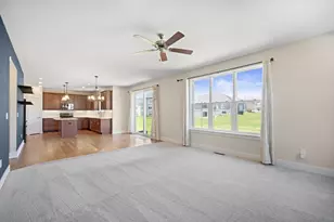 155 Mullberry Ln, Grafton, WI 53024 - Photo 7