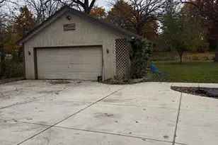 S65W18422 Ruby Dr, Muskego, WI 53150 - Photo 3