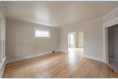 540  Hayes Ave, Racine, WI 53405 - Photo 3