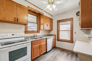 1965 S 80th St, West Allis, WI 53219 - Photo 11