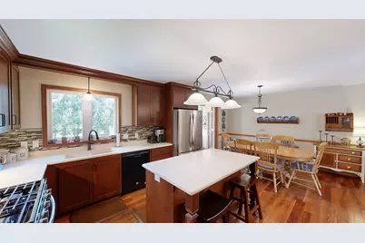 736  Lucas Ln, Jefferson, WI 53549 - Photo 7