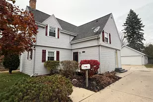 1712 28th St, Two Rivers, WI 54241 - Photo 1