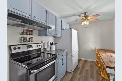2608  Jackson St, Two Rivers, WI 54241 - Photo 5