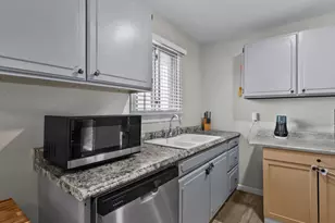 2608 Jackson St, Two Rivers, WI 54241 - Photo 7